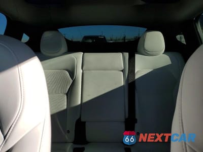 Zdjęcie 10 z 13 samochodu: 2026 TESLA MODEL Y VIN:7SAYGDEE0TF390830 - miniatura