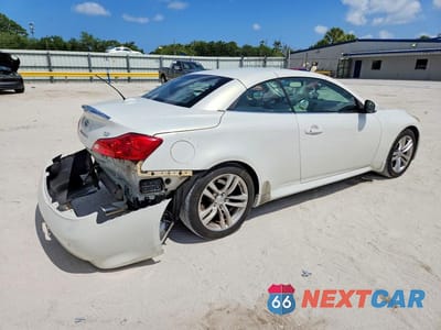 Trzecie zdjęcie samochodu z tyłu: 2010 INFINITI G37 CONVERTIBLE BASE VIN:JN1CV6FE4AM352449 - miniatura