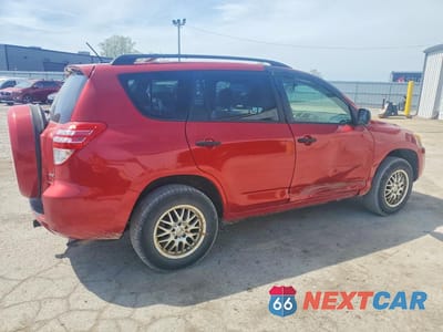 Trzecie zdjęcie samochodu z tyłu: 2011 TOYOTA RAV4 BASE VIN:JTMBF4DVXBD041901 - miniatura