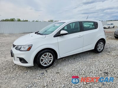 2020 CHEV SONIC 1G1JG6SB7L4138920 - główne zdjęcie licytacji z USA - miniatura
