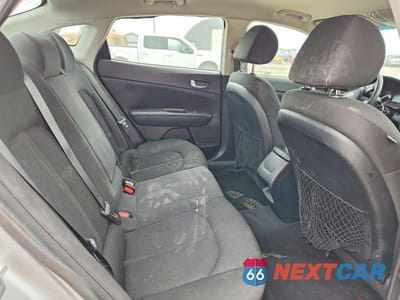 Zdjęcie 10 z 13 samochodu: 2020 KIA OPTIMA LX VIN:5XXGT4L33LG402116 - miniatura