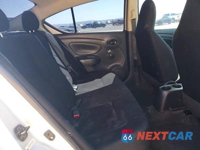 Zdjęcie 10 z 13 samochodu: 2013 NISSAN VERSA 1.6 S VIN:3N1CN7AP1DL821249 - miniatura