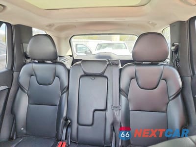 Zdjęcie 10 z 13 samochodu: 2016 VOLVO XC90 T5 VIN:YV4102XK8G1076073 - miniatura