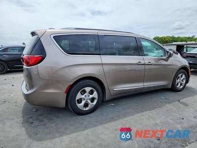 Trzecie zdjęcie samochodu z tyłu: 2017 CHRYSLER PACIFICA TOURING L PLUS VIN:2C4RC1EG3HR763626 - miniatura