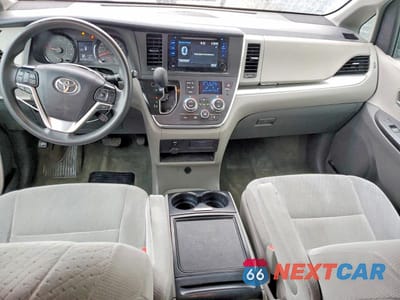 Zdjęcie 8 z 13 samochodu: 2016 TOYOTA SIENNA LE VIN:5TDKK3DC5GS729868 - miniatura