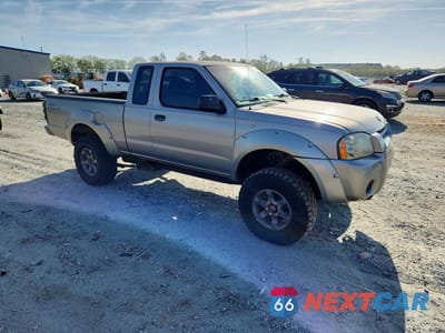 Czwarte zdjęcie samochodu z boku: 2004 NISSAN FRONTIER XE-V6 DESERT RUNNER VIN:1N6ED26T54C434682 - miniatura