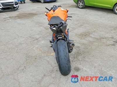 Czwarte zdjęcie samochodu z boku: 2026 KTM 1290 SUPER DUKE R VIN:VBKV39406TM910632 - miniatura