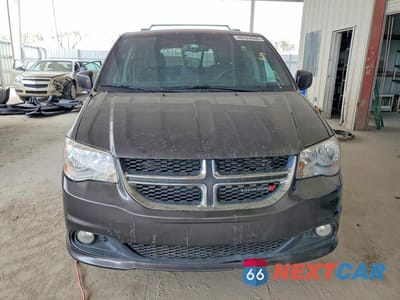 Piąte zdjęcie samochodu w środku: 2018 DODGE GRAND CARAVAN SXT VIN:2C4RDGCG2JR240994 - miniatura