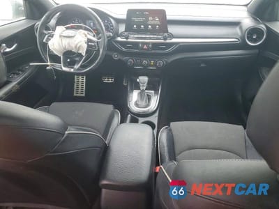 Zdjęcie 8 z 12 samochodu: 2021 KIA FORTE GT-LINE VIN:3KPF34AD2ME309797 - miniatura