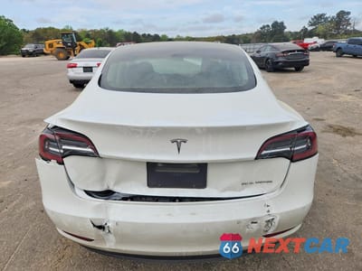 Zdjęcie 6 z 11 samochodu: 2019 TESLA MODEL 3 VIN:5YJ3E1EBXKF191588 - miniatura