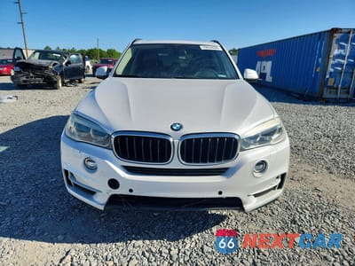 Piąte zdjęcie samochodu w środku: 2016 BMW X5 SDRIVE35I VIN:5UXKR2C5XG0R70884 - miniatura