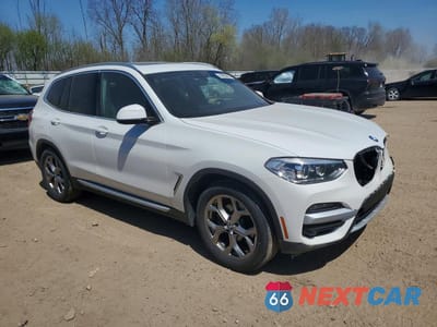 Czwarte zdjęcie samochodu z boku: 2021 BMW X3 XDRIVE30I VIN:5UXTY5C07M9G01245 - miniatura