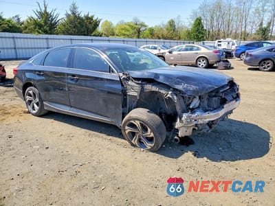 Czwarte zdjęcie samochodu z boku: 2018 HONDA ACCORD EXL VIN:1HGCV1F65JA029829 - miniatura