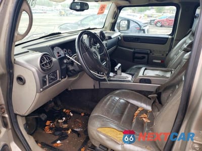 Zdjęcie 8 z 13 samochodu: 2004 HUMMER H2 VIN:5GRGN23U64H118618 - miniatura