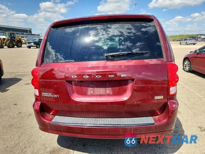 Zdjęcie 6 z 13 samochodu: 2018 DODGE GRAND CARAVAN SE VIN:2C4RDGBGXJR198964 - miniatura