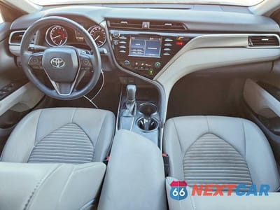 Zdjęcie 8 z 12 samochodu: 2018 TOYOTA CAMRY SE VIN:4T1B11HKXJU551950 - miniatura