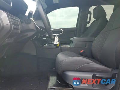 Zdjęcie 7 z 13 samochodu: 2025 TOYOTA TACOMA SR5 VIN:3TMKB5FN2SM052541 - miniatura