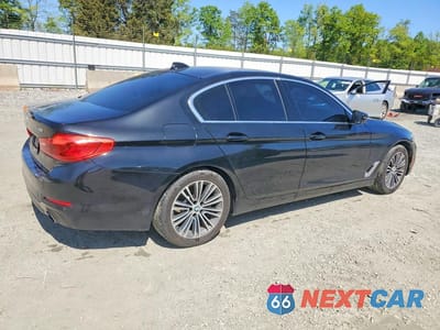 Trzecie zdjęcie samochodu z tyłu: 2019 BMW 530 XI VIN:WBAJA7C55KG912146 - miniatura