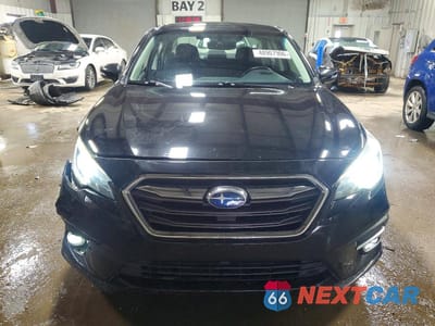 Piąte zdjęcie samochodu w środku: 2019 SUBARU LEGACY 2.5I PREMIUM VIN:4S3BNAF60K3038437 - miniatura