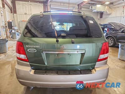 Zdjęcie 6 z 12 samochodu: 2005 KIA SORENTO LX VIN:KNDJC733455442588 - miniatura