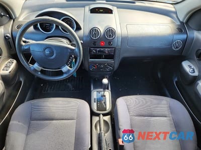 Zdjęcie 8 z 12 samochodu: 2006 CHEVY AVEO VIN:KL1TG56646B682080 - miniatura