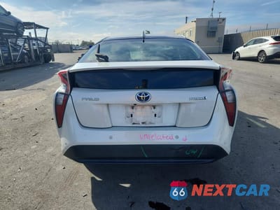 Zdjęcie 6 z 12 samochodu: 2017 TOYOTA PRIUS TWO VIN:JTDKBRFU7H3040412 - miniatura