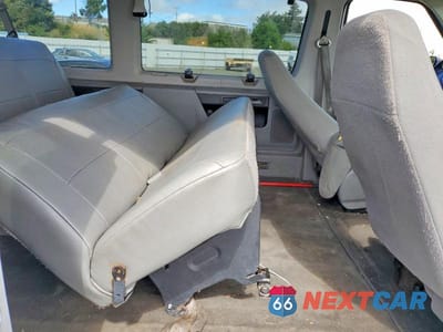 Zdjęcie 11 z 13 samochodu: 2008 FORD ECONOLINE E350 SUPER DUTY WAGON VIN:1FBSS31L28DB14233 - miniatura