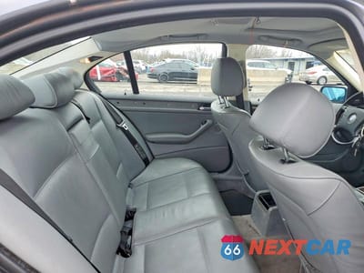 Zdjęcie 10 z 11 samochodu: 2003 BMW 330 I VIN:WBAEV53453KM31166 - miniatura