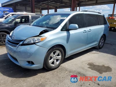 2016 TOYOTA SIENNA LE 8-PASSENGER 5TDKK3DC3GS692481 - główne zdjęcie licytacji z USA - miniatura