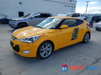 2017 HYUNDAI VELOSTER BASE KMHTC6AD0HU311338 - główne zdjęcie licytacji z USA - miniatura