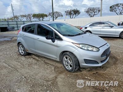 Czwarte zdjęcie samochodu z boku: 2015 FORD FIESTA SE VIN:3FADP4EJ2FM200850 - miniatura
