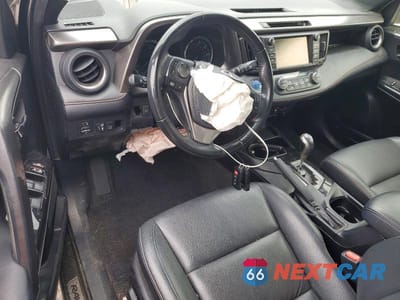 Zdjęcie 8 z 13 samochodu: 2018 TOYOTA RAV4 HV SE VIN:JTMJJREV9JD199442 - miniatura