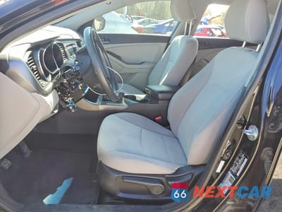 Zdjęcie 7 z 12 samochodu: 2012 KIA OPTIMA LX VIN:5XXGM4A77CG052220 - miniatura