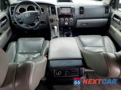Zdjęcie 8 z 14 samochodu: 2013 TOYOTA SEQUOIA LIMITED VIN:5TDKY5G19DS045552 - miniatura