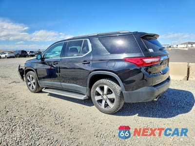 Drugie zdjęcie samochodu z przodu: 2021 CHEVROLET TRAVERSE LT VIN:1GNEVHKW0MJ153251 - miniatura