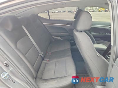 Zdjęcie 10 z 12 samochodu: 2019 HYUNDAI ELANTRA SE VIN:5NPD74LF8KH406604 - miniatura