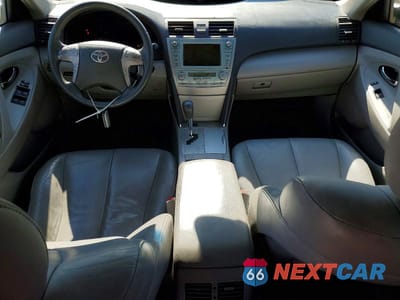 Zdjęcie 8 z 12 samochodu: 2008 TOYOTA CAMRY HYBRID BASE VIN:4T1BB46K78U044435 - miniatura