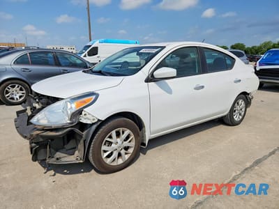 2019 NISSAN VERSA SV 3N1CN7AP3KL819581 - główne zdjęcie licytacji z USA - miniatura