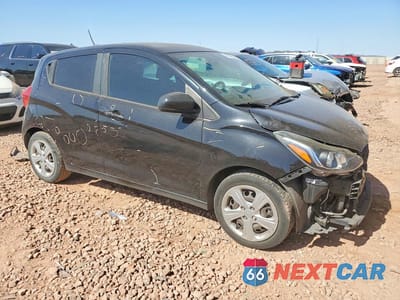 Czwarte zdjęcie samochodu z boku: 2020 CHEVROLET SPARK LS VIN:KL8CB6SA5LC480161 - miniatura