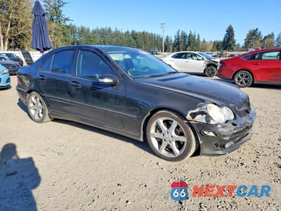 Czwarte zdjęcie samochodu z boku: 2007 MERCEDES-BENZ C 230 VIN:WDBRF52H17F865412 - miniatura