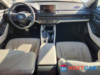 Zdjęcie 8 z 12 samochodu: 2024 HONDA ACCORD EX VIN:1HGCY1F37RA021627 - miniatura