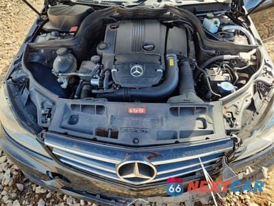Zdjęcie 11 z 12 samochodu: 2014 MERCEDES-BENZ C 250 VIN:WDDGF4HBXEA966308 - miniatura