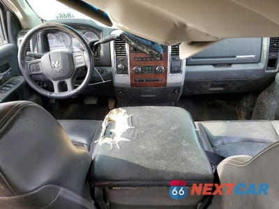 Zdjęcie 8 z 13 samochodu: 2012 DODGE RAM 3500 LARAMIE VIN:3C63D3JL4CG262249 - miniatura