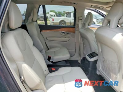 Zdjęcie 11 z 13 samochodu: 2021 VOLVO XC90 T8 RECHARGE MOMENTUM VIN:YV4BR00KXM1675707 - miniatura