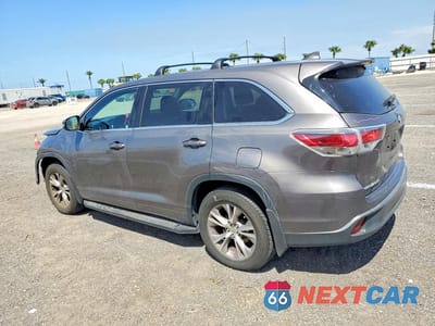 Drugie zdjęcie samochodu z przodu: 2015 TOYOTA HIGHLANDER LE PLUS VIN:5TDBKRFH6FS135686 - miniatura