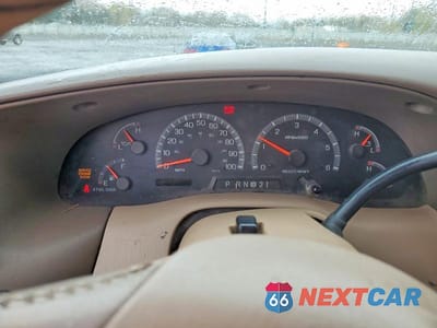 Zdjęcie 9 z 12 samochodu: 1999 FORD EXPEDITION VIN:1FMPU18L5XLC21038 - miniatura