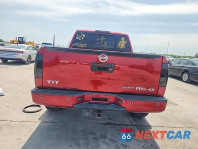Zdjęcie 6 z 12 samochodu: 2014 NISSAN TITAN PRO-4X VIN:1N6BA0EC3EN508866 - miniatura