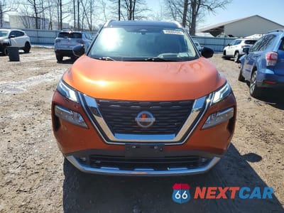 Piąte zdjęcie samochodu w środku: 2022 NISSAN ROGUE PLATINUM VIN:JN8BT3DD8NW274862 - miniatura