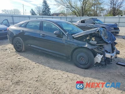 Czwarte zdjęcie samochodu z boku: 2025 KIA K5 LXS VIN:KNAG24J74S5329072 - miniatura