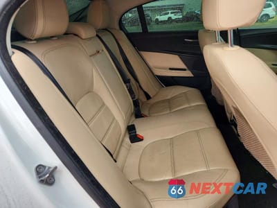 Zdjęcie 10 z 13 samochodu: 2017 JAGUAR XE PRESTIGE VIN:SAJAE4BV2HA953421 - miniatura